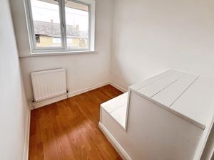 Box room/bedroom three- click for photo gallery